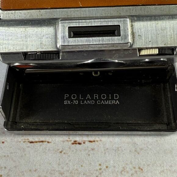 Polaroid SX-70 Land Camera Brown Instant film parts not, working condition - Picture 2 of 6